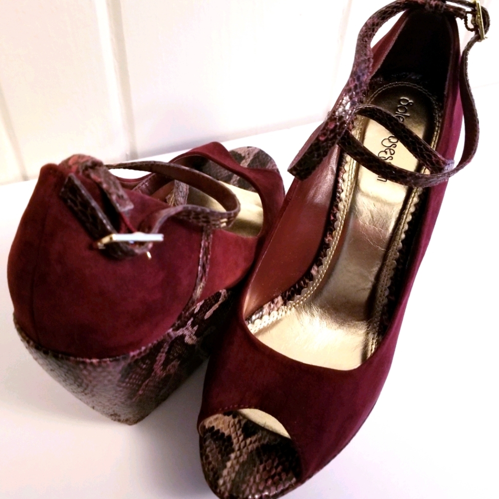 Sole Obsession Grahamy Wedge Sandal